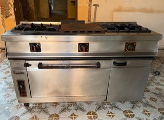 Cocina industrial Repagas 6 fuegos + plancha