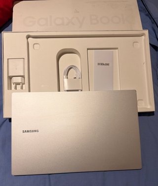 Samsung Galaxy Book2 Pro Argento