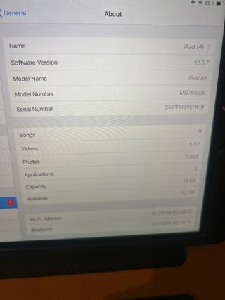 iPad Air 16GB Negro/Marrón ioS 12.5.7