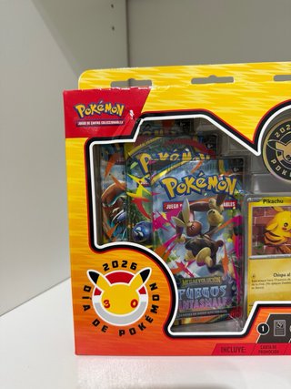 Caja Pokémon Día de Pokémon 2026 Sellada