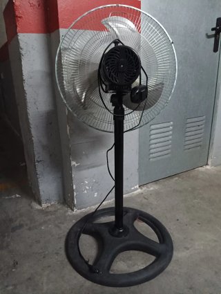 Ventilador de pie