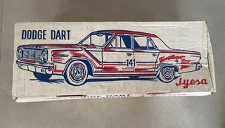 Coche Juesa Dodge Dart