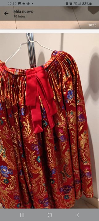 Traje Fallera Valenciana Rojo y Dorado