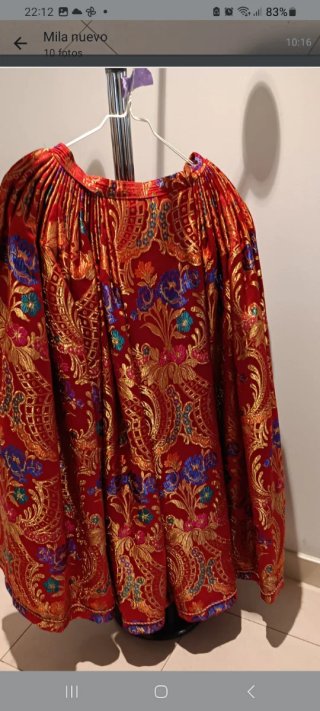 Traje Fallera Valenciana Rojo y Dorado