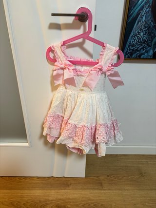 Vestido de ceremonia rosa y blanco