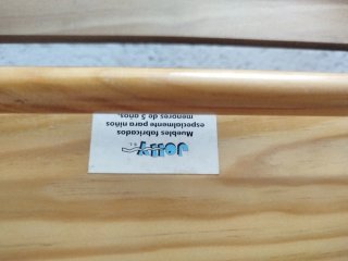 Cuna de madera para bebé