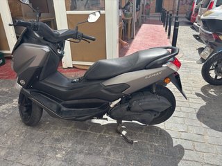 Yamaha Nmax 125 Gris