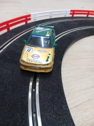 Scalextric Peugeot 406