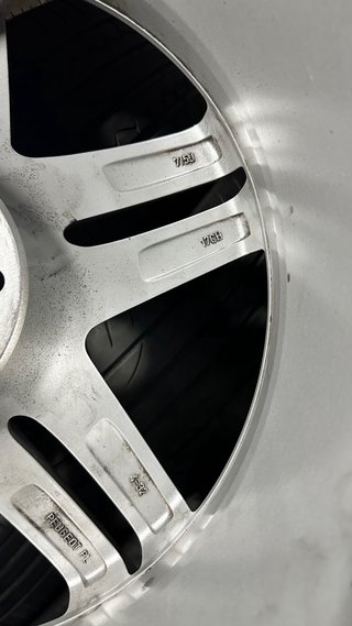 Llanta 17” Peugeot 308