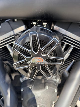 Harley-Davidson  Dyna stret bop 1700