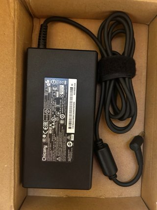 Cargador Original MSI 180W - Chicony 20V 9A