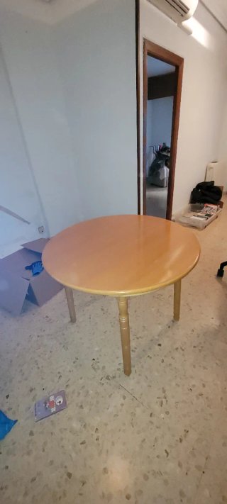 Mesa madera maciza 100 cm extensible hasta 135.