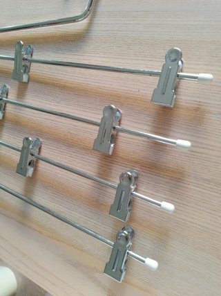 2 perchas acero vintage - múltiples con pinzas