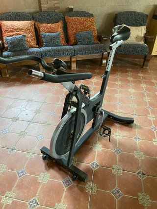 Bicicleta Spinning SP 100 TENTABLE