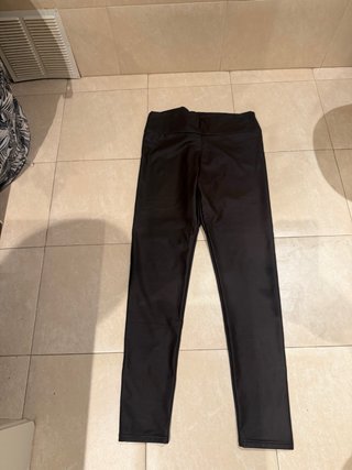 Leggings efecto cuero marrones