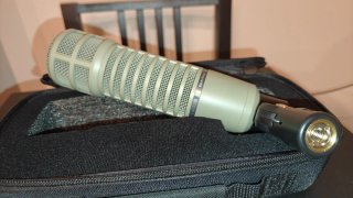 Micrófono Electro Voice RE20