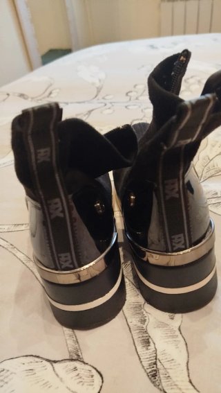 Botas Xti Negras Talla 39
