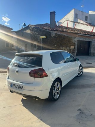 Volkswagen Golf 2005