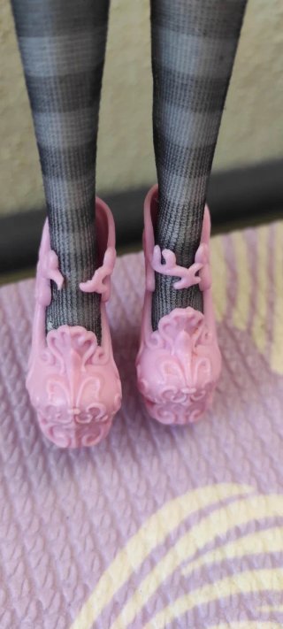Muñeca Rochelle Scaris Monster High