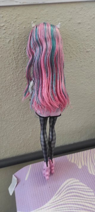 Muñeca Rochelle Scaris Monster High