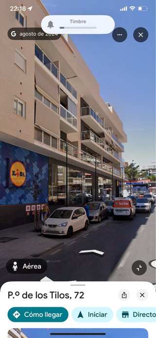 Alquiler piso cerca de Vialia con piscina y garaje