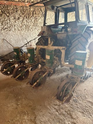 Maquinaria Agrícola por Cese de Actividad