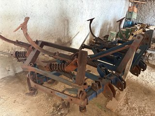 Maquinaria Agrícola por Cese de Actividad