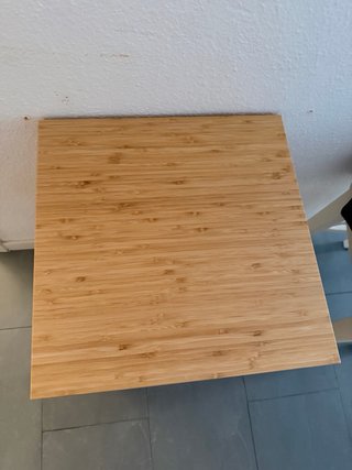 Mesita de noche bambú Ikea sin usar