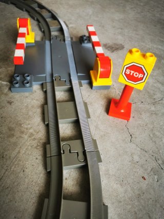 Lego Duplo 2933 Deluxe Train Set with Motor