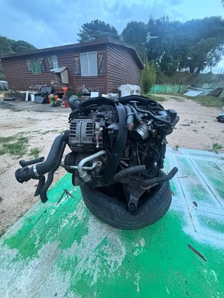 Motor BMW N47D20A Completo