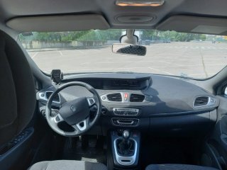 Renault Scenic 2011