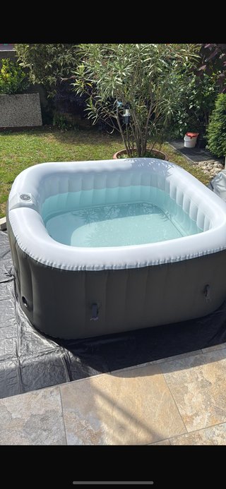 AREBOS Spa Piscina Idromassaggio 2400W, 4 persone