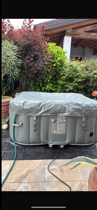AREBOS Spa Piscina Idromassaggio 2400W, 4 persone