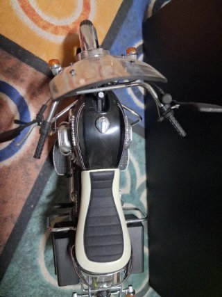 Maqueta Moto Guzzi California T3 Minichamps