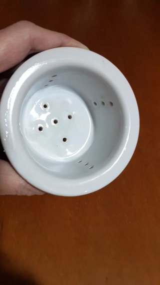 Tazza vintage in porcellana decorata