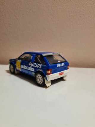 Scalextric SEAT Ibiza Autoradio