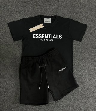 Conjunto Essentials Negro