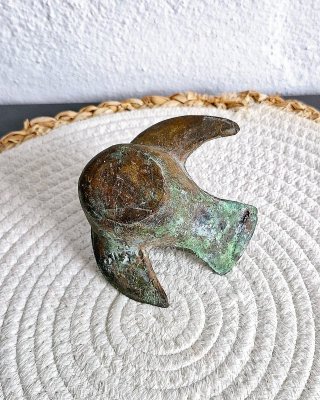 Candelabro antiguo bronce pájaro