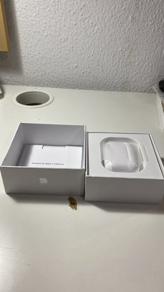 AirPods Pro 2 originales + factura Apple + extras