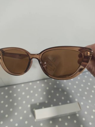 Gafas de sol marrones