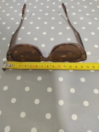 Gafas de sol marrones