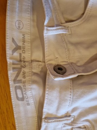 Pantalones blancos Only