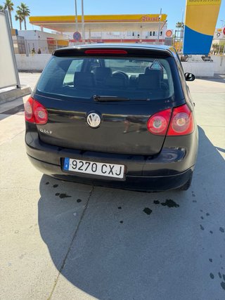 Volkswagen Golf 2004