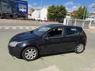 Volkswagen Golf 2004