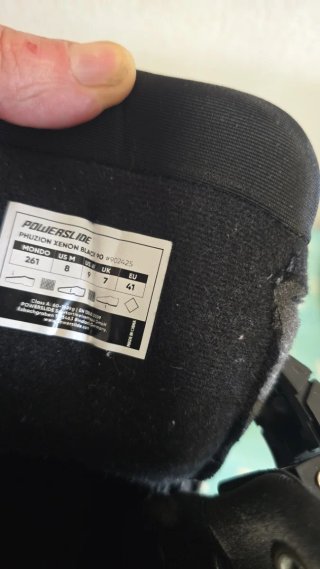 Casco y protecciones patines en línea con facturas