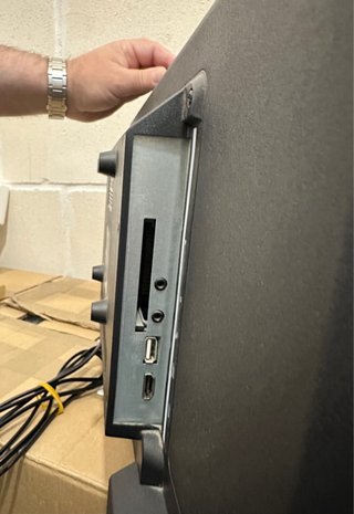 Televisor TD Systems 24 pulgadas y Anclaje pared