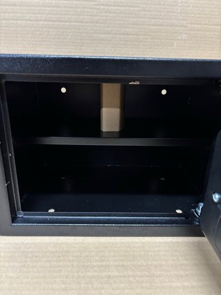 Caja Fuerte Amazon Basics 14L Negra
