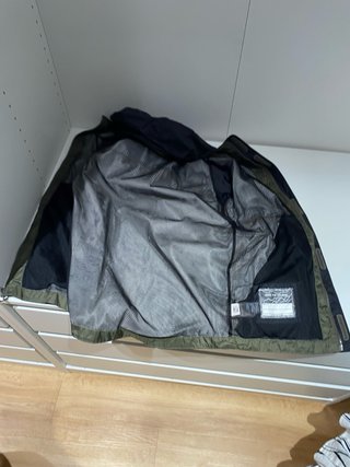 Chaqueta The North Face Negra y Verde