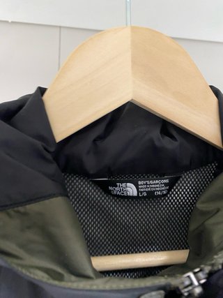 Chaqueta The North Face Negra y Verde