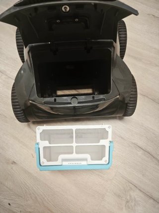 Robot pulitore per piscine Aiper Seagull Pro